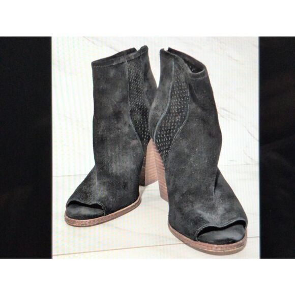 Gianni Bini Women's Black Suede Peep-Toe High Heel Booties 8.5 - Picture 1 of 8